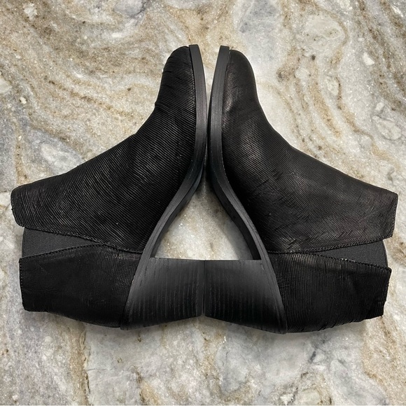 Eileen Fisher Great Bootie Boot Heel Black Intaglio Leather Women’s 10 - Picture 6 of 12